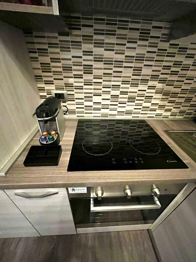 Dr House Apartment Катания Экстерьер фото