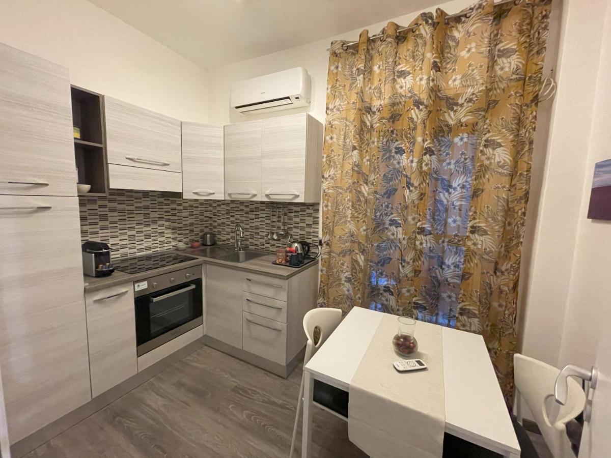Dr House Apartment Катания Экстерьер фото