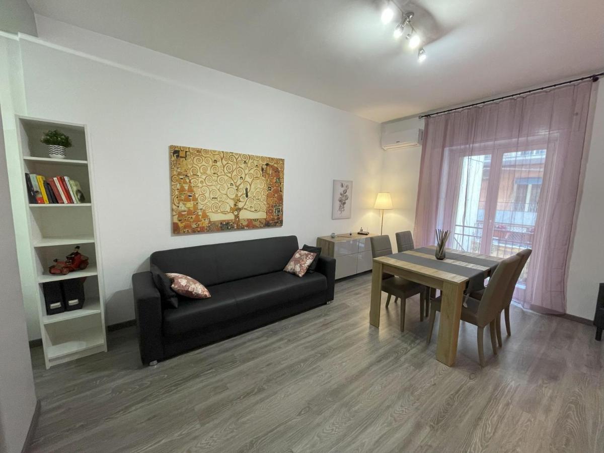 Dr House Apartment Катания Экстерьер фото