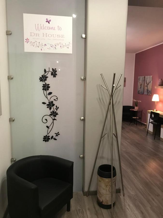 Dr House Apartment Катания Экстерьер фото